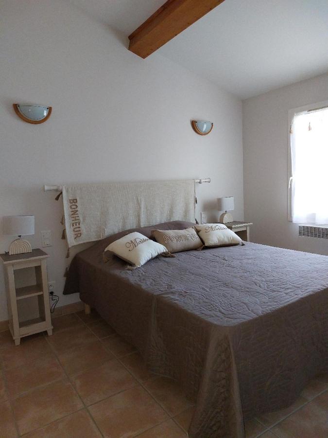 En Provence, Chez Stephanie Et Marcel Saint-Rémy-de-Provence 外观 照片